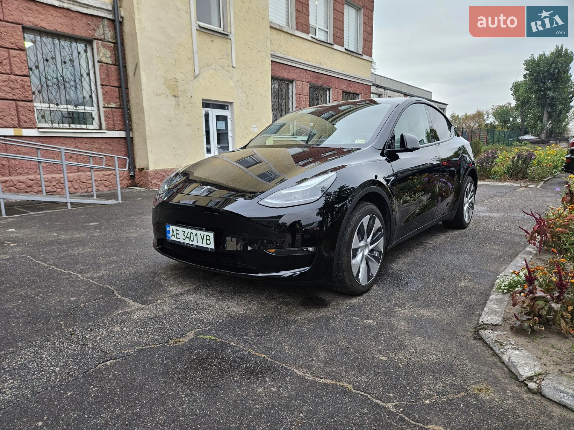 Tesla Model Y, 2022