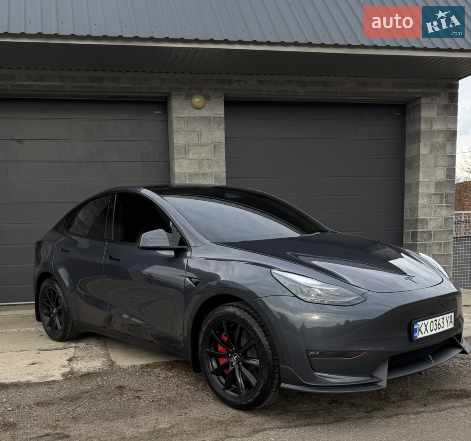 Tesla Model Y, 2023
