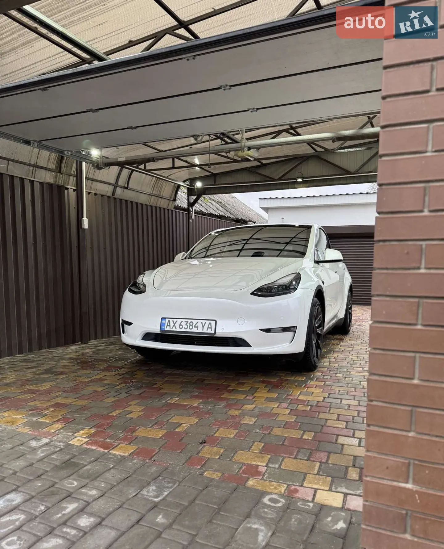 Tesla Model Y, 2022