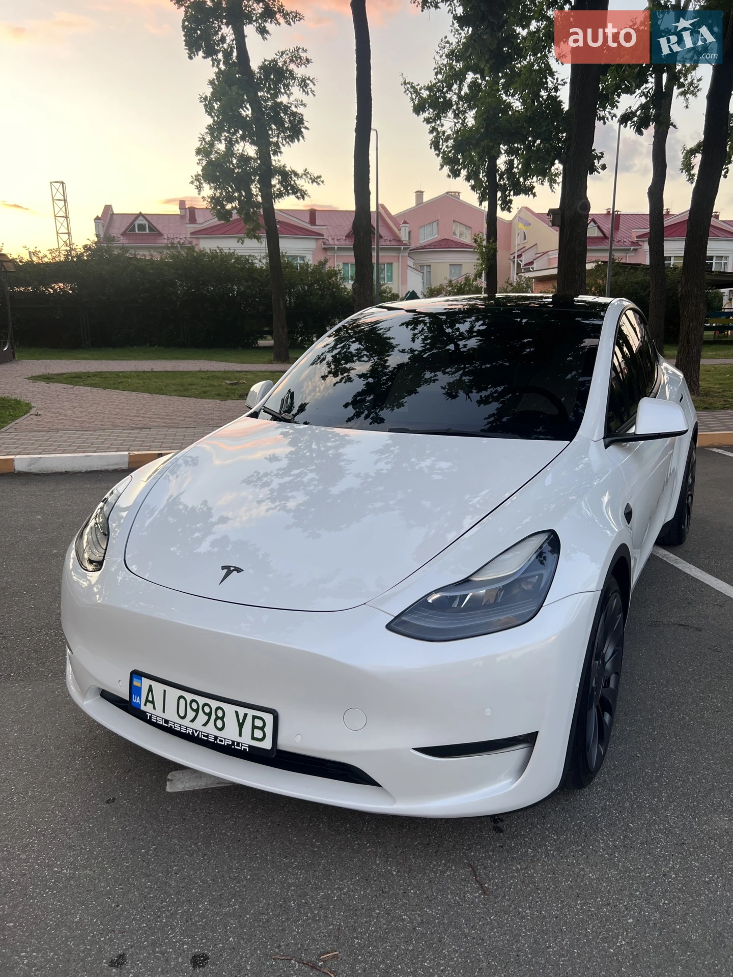Tesla Model Y, 2021