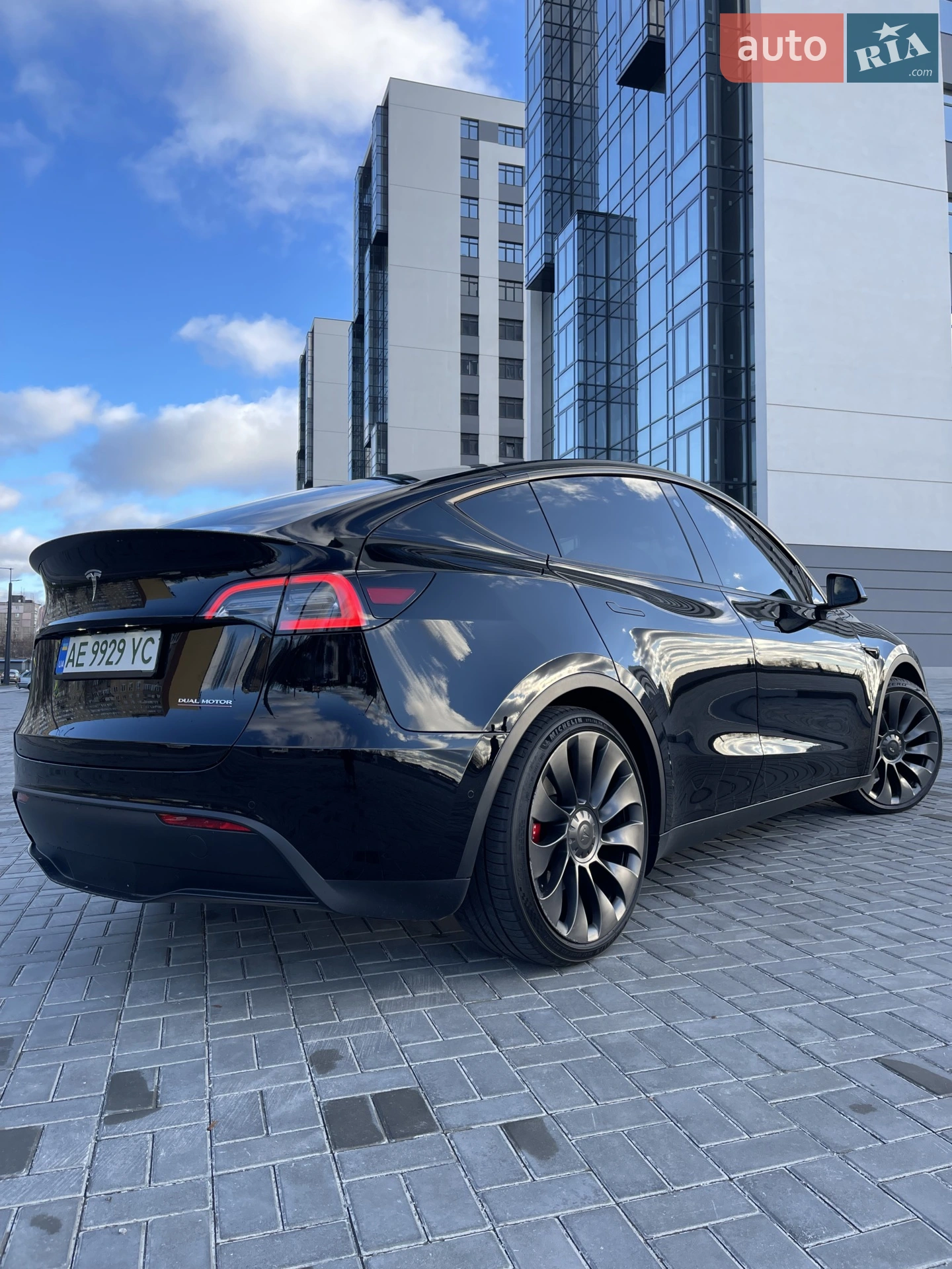 Tesla Model Y, 2022