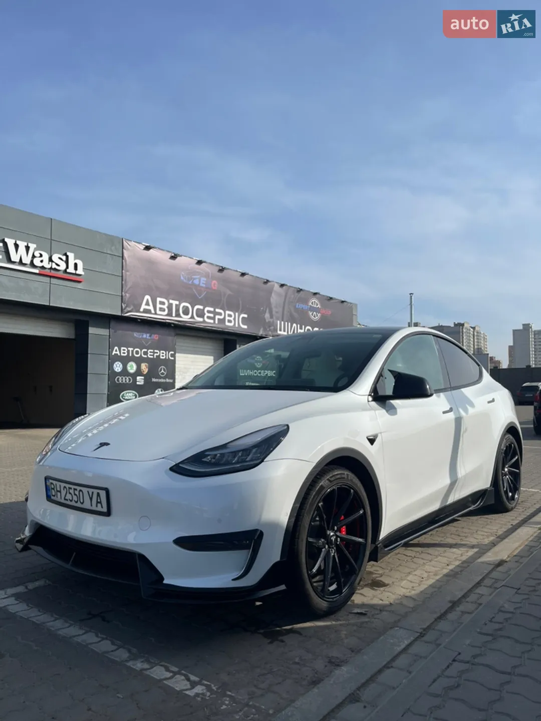 Tesla Model Y, 2021