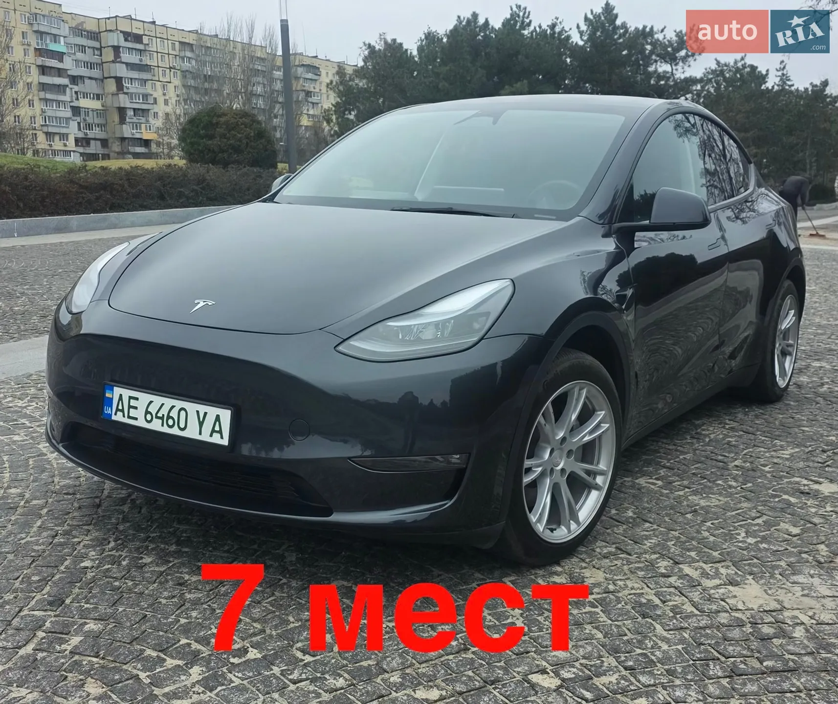 Tesla Model Y, 2024