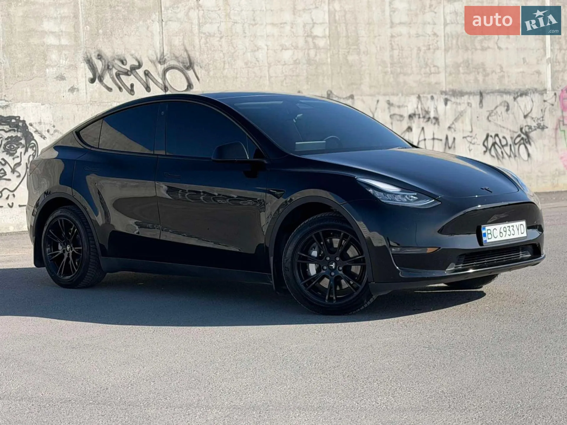 Tesla Model Y, 2023