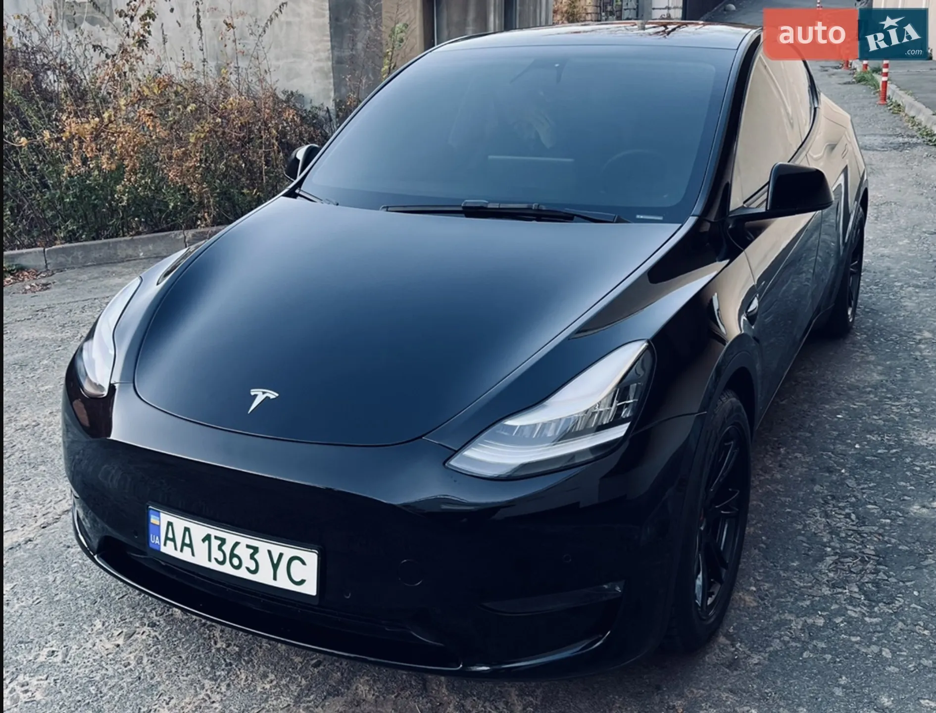Tesla Model Y, 2022