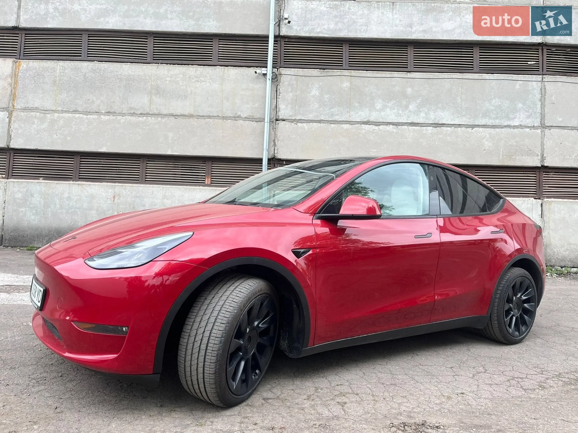 Tesla Model Y, 2023