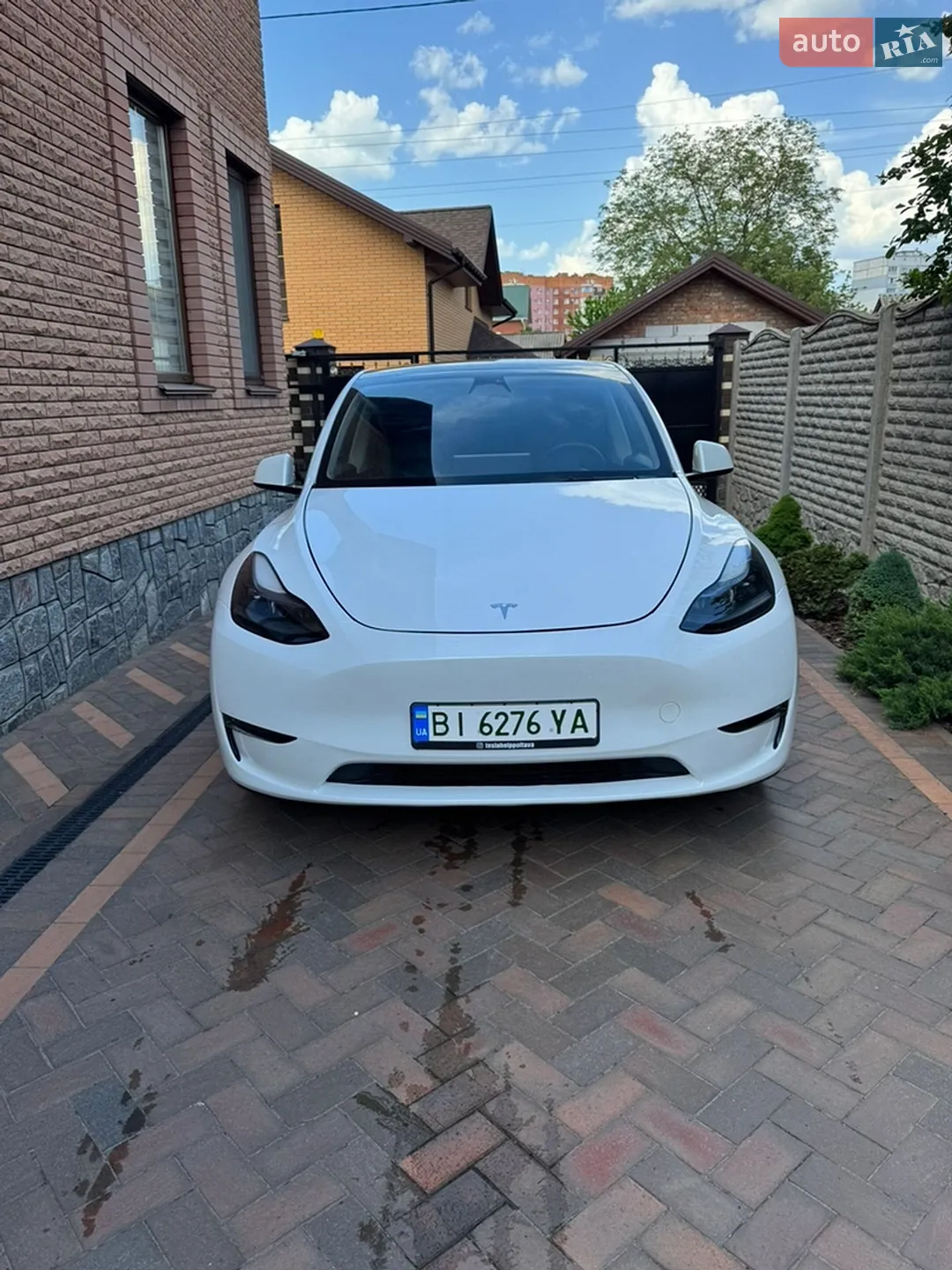 Tesla Model Y, 2022