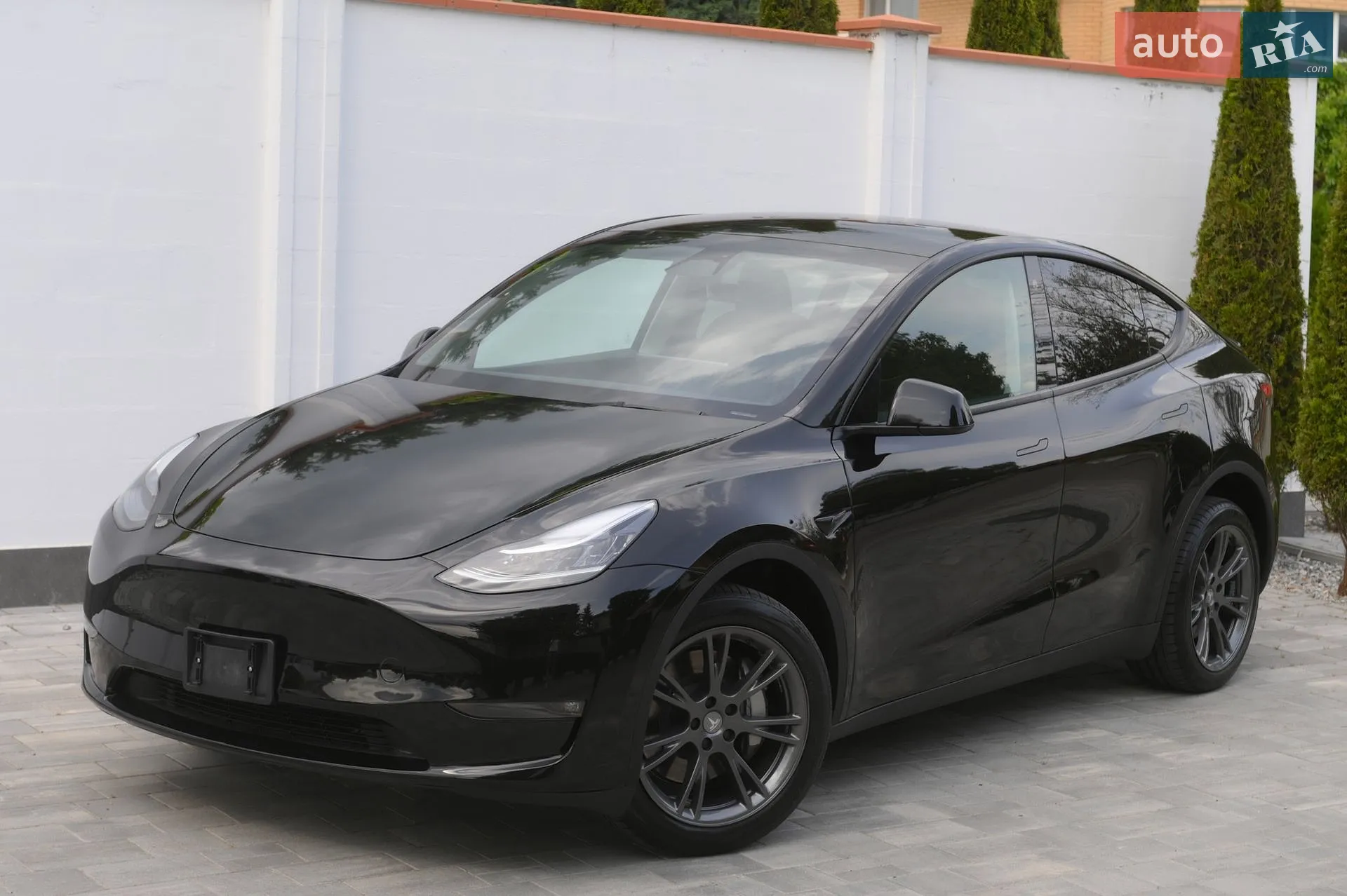 Tesla Model Y, 2023