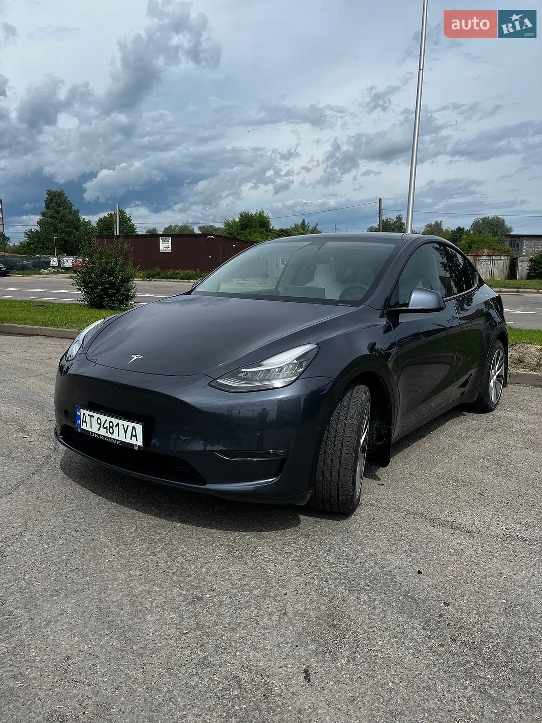 Tesla Model Y, 2021