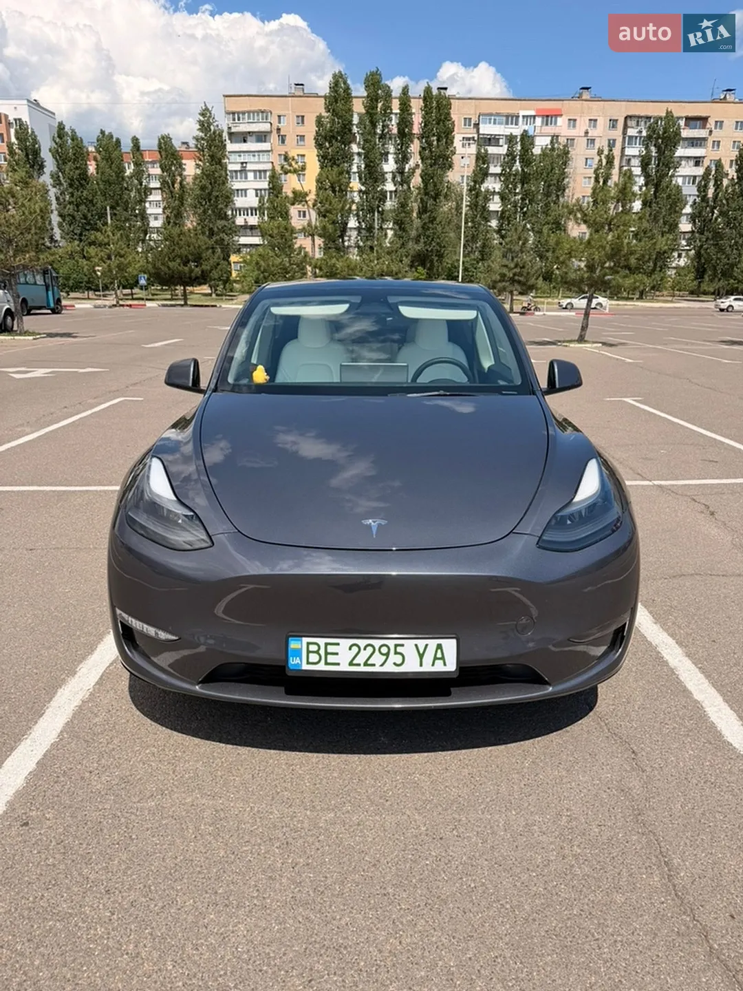 Tesla Model Y, 2023