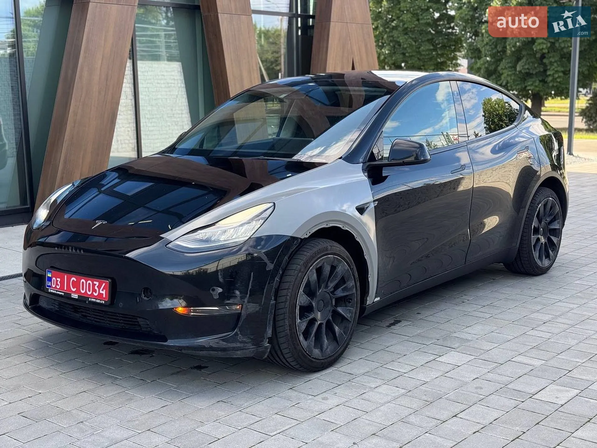 Tesla Model Y, 2022