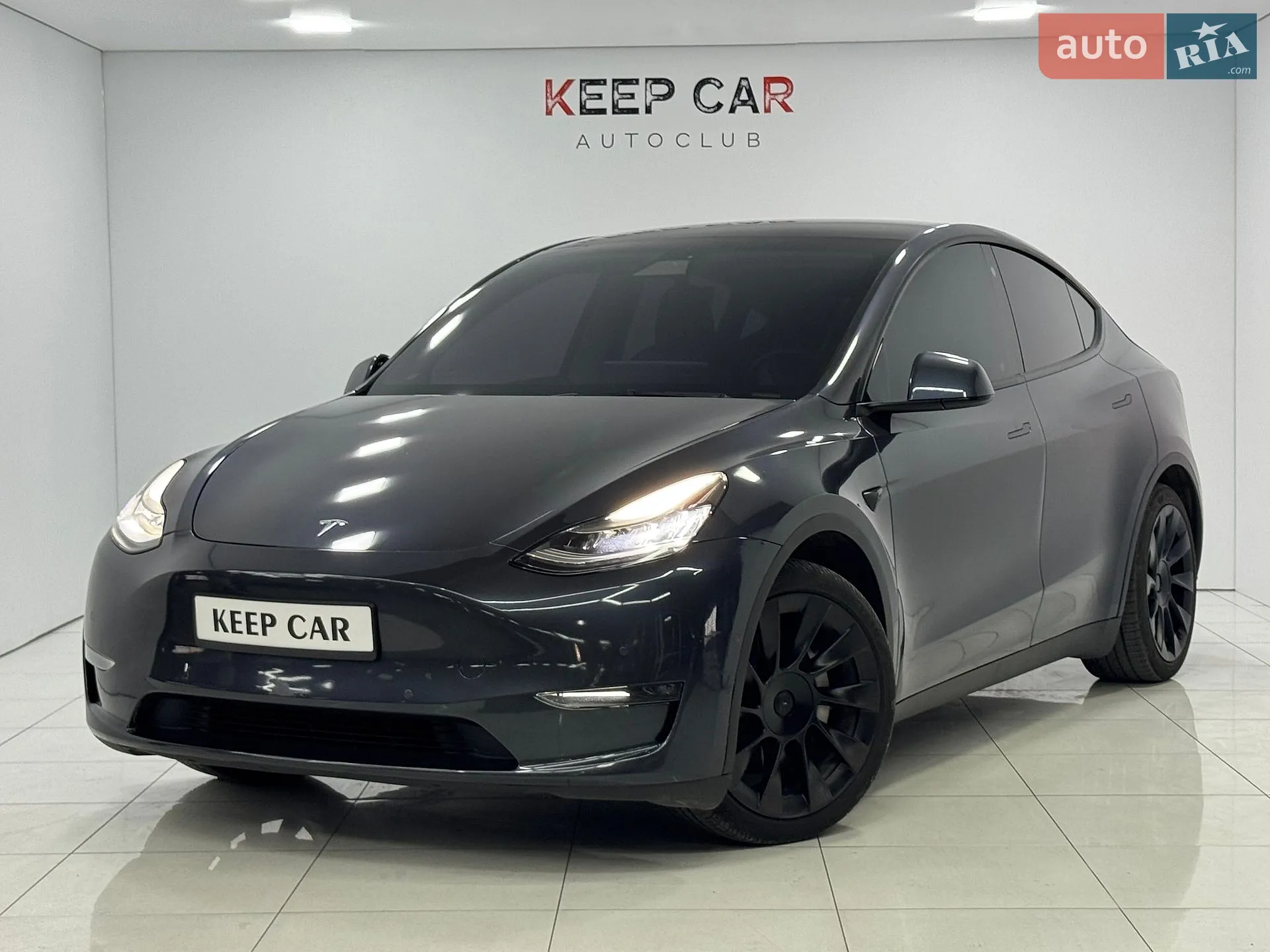 Tesla Model Y, 2021