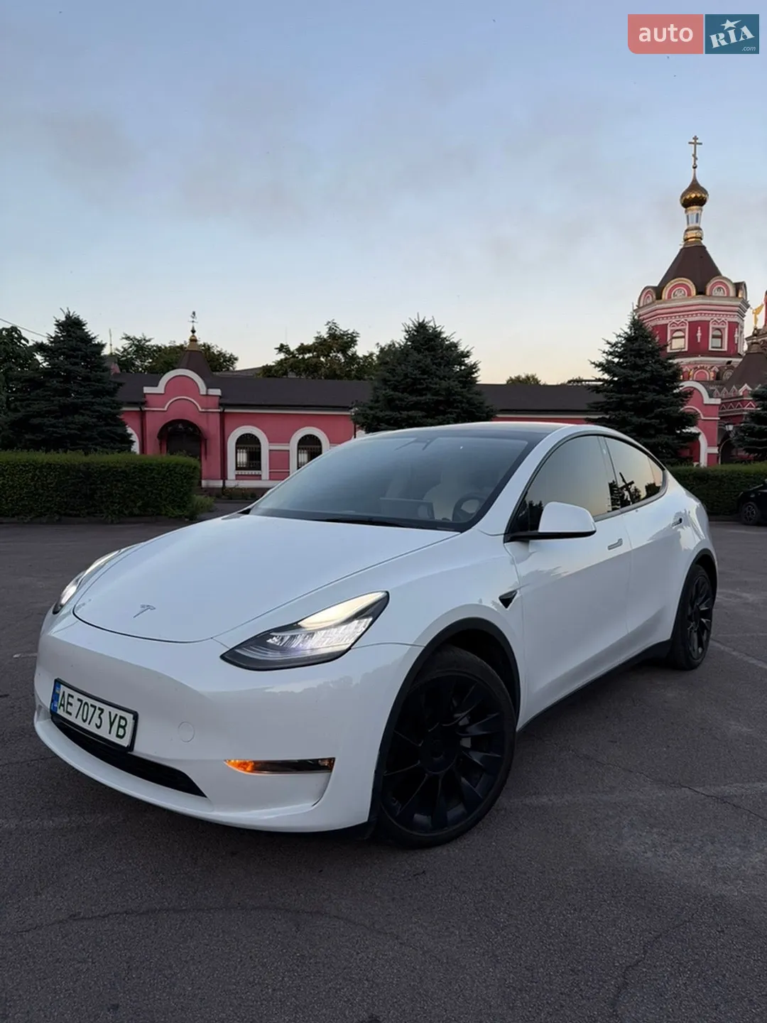 Tesla Model Y, 2022