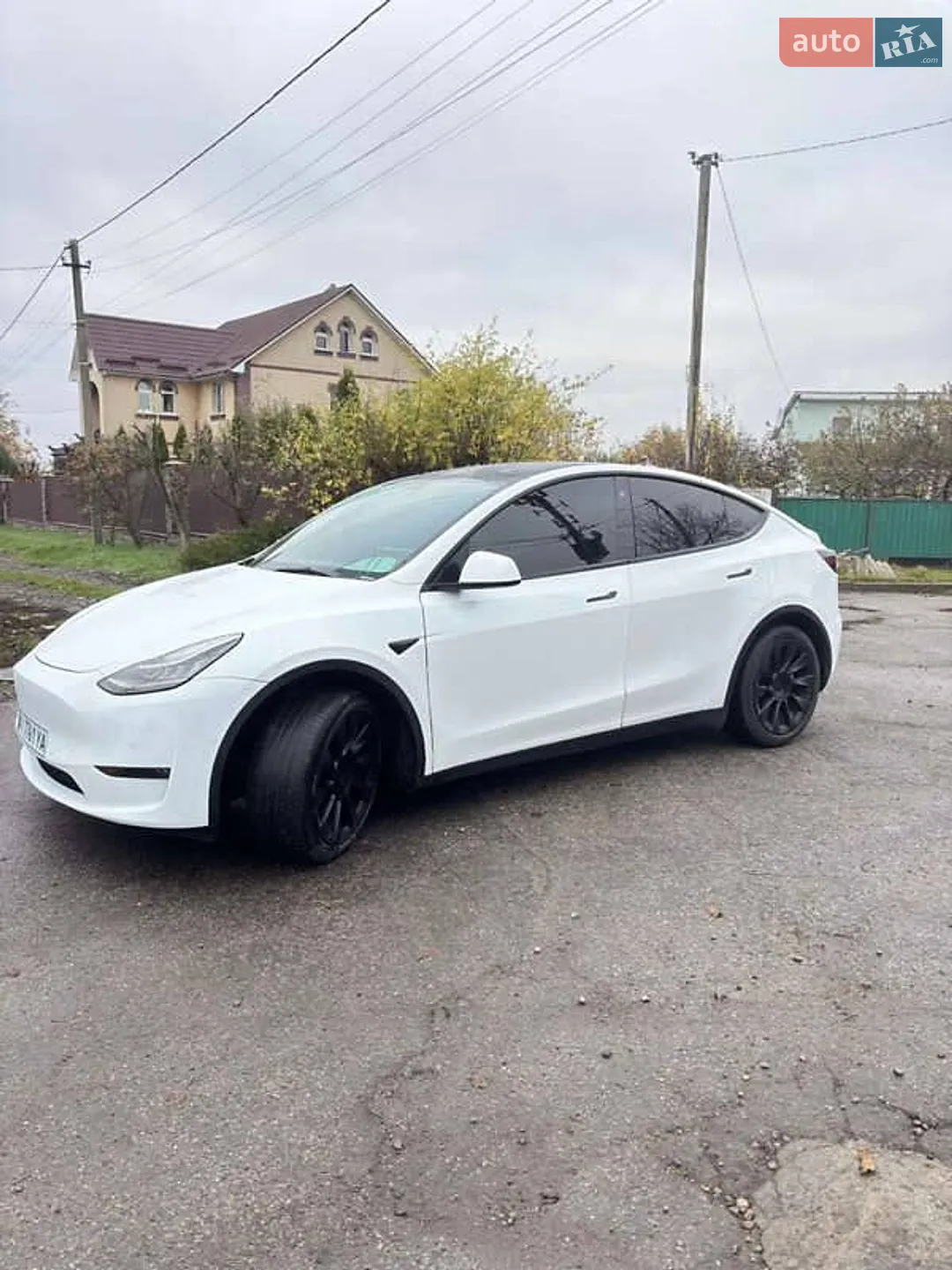 Tesla Model Y, 2021