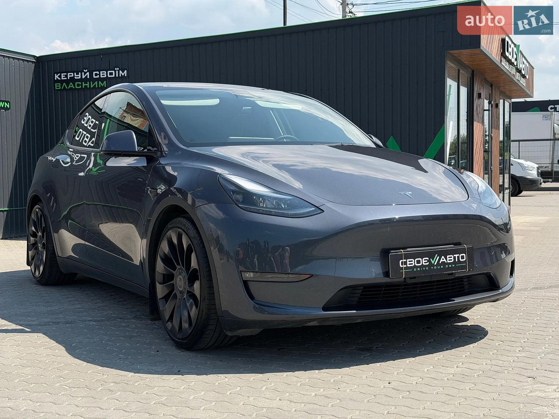 Tesla Model Y, 2021