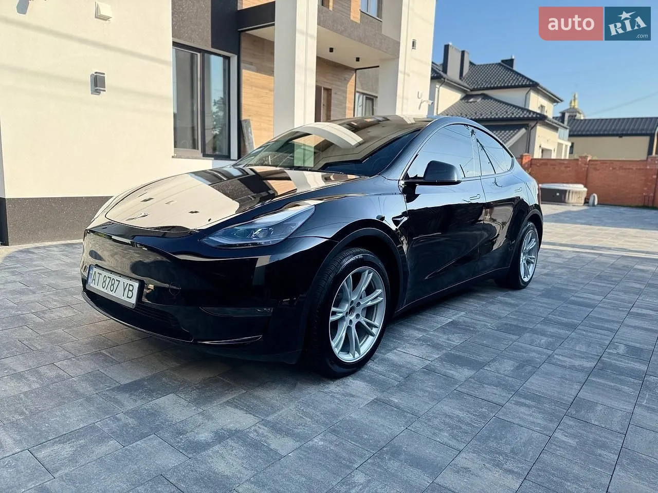 Tesla Model Y, 2023