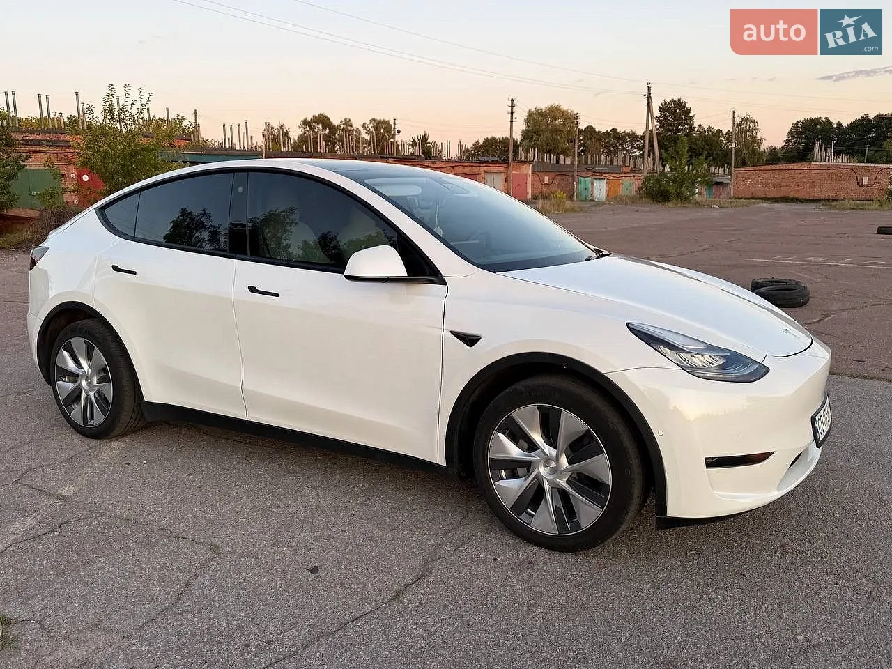 Tesla Model Y, 2021