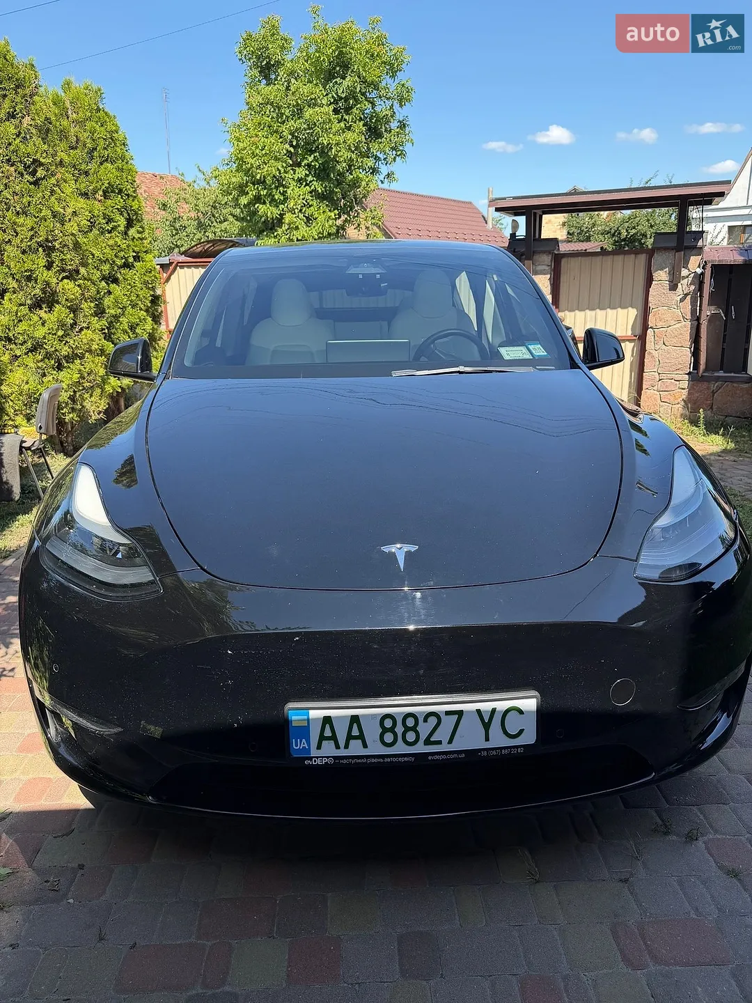 Tesla Model Y, 2022