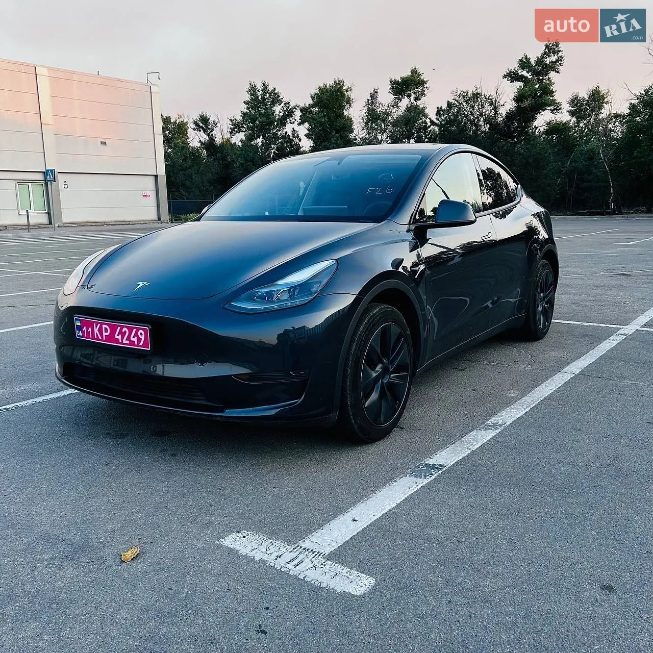 Tesla Model Y, 2024
