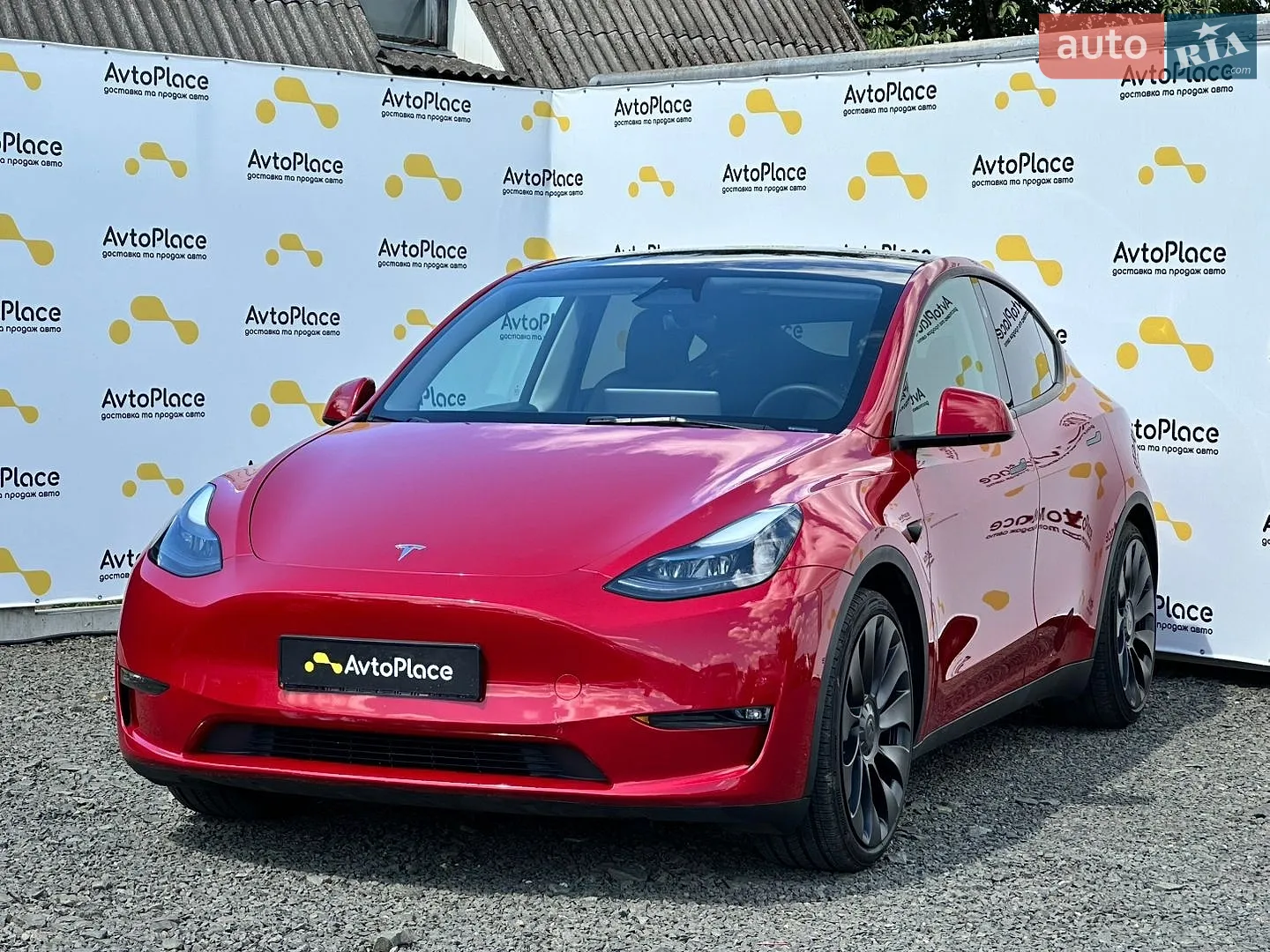 Tesla Model Y, 2023