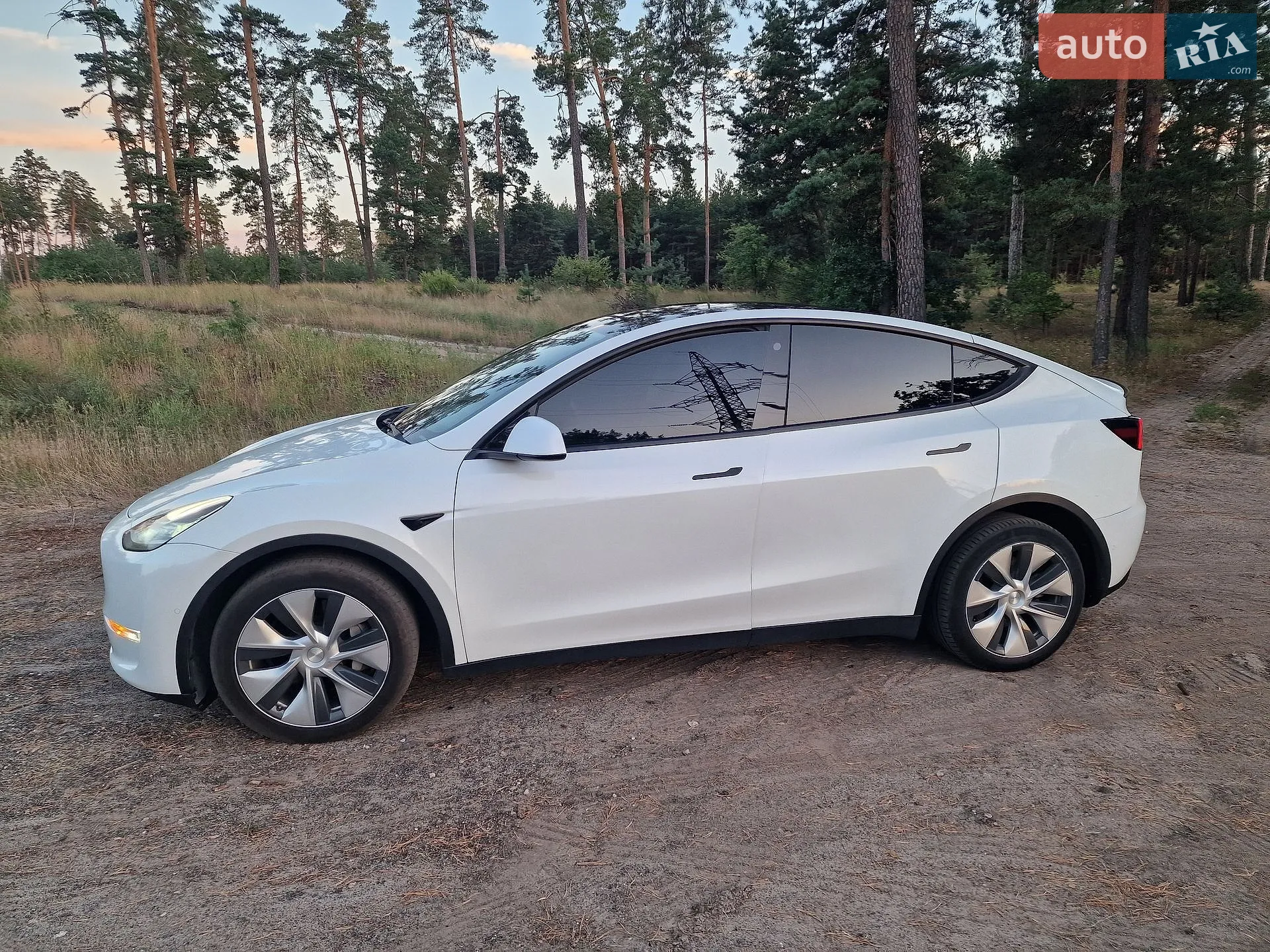 Tesla Model Y, 2022