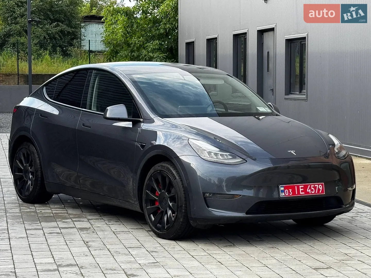Tesla Model Y, 2021