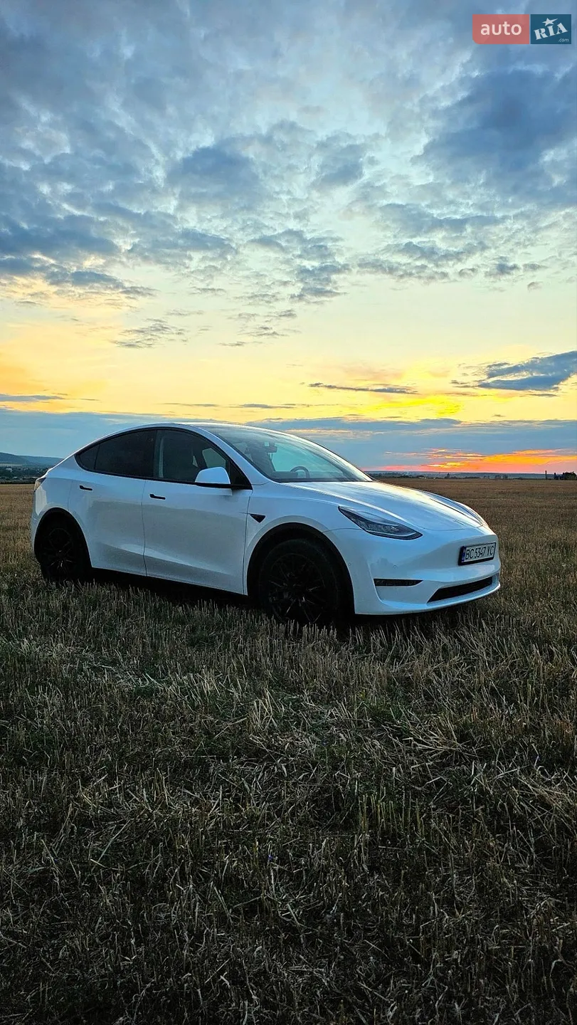 Tesla Model Y, 2020