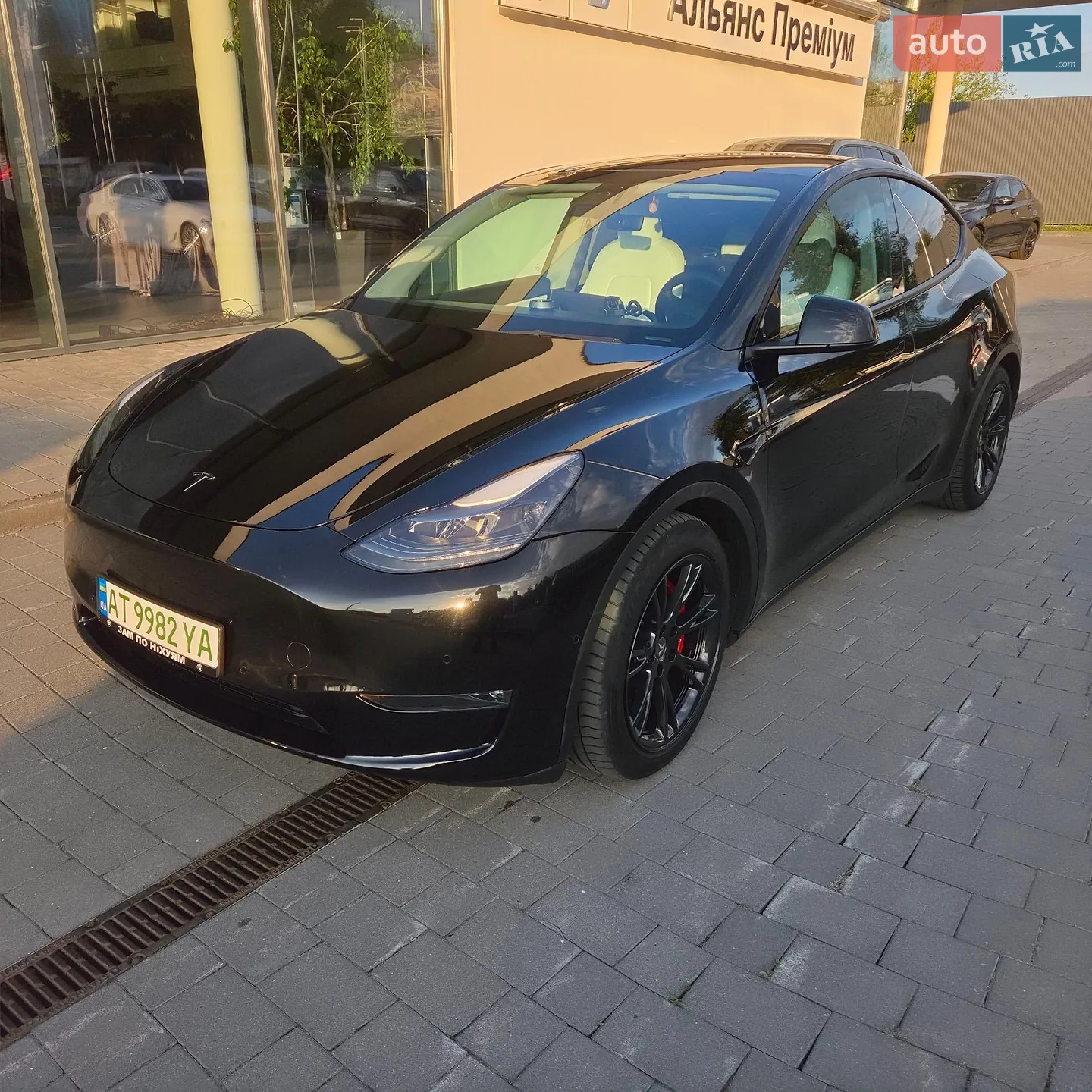 Tesla Model Y, 2020