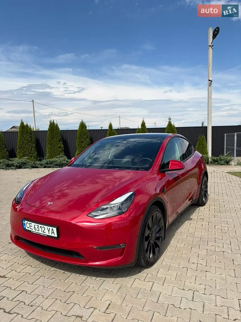 Tesla Model Y, 2022