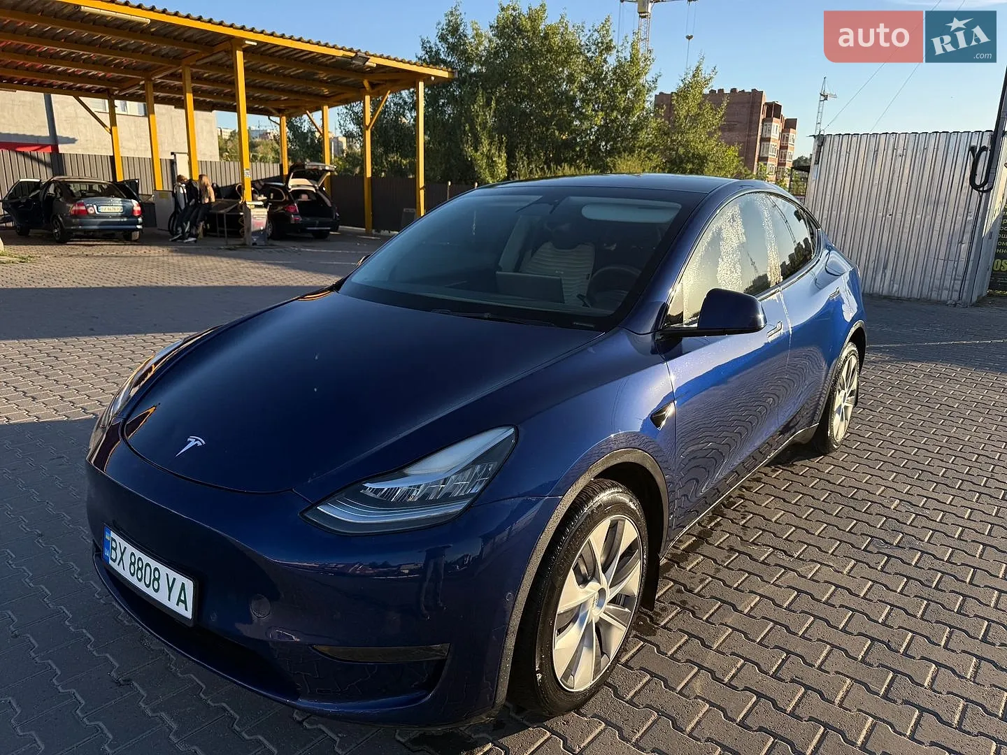 Tesla Model Y, 2022