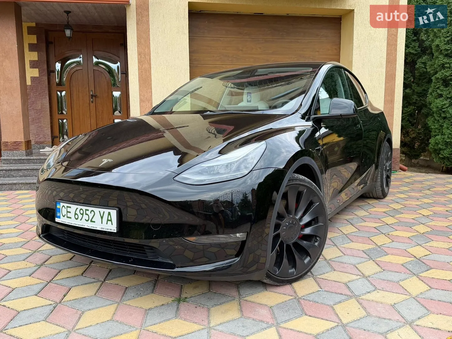 Tesla Model Y, 2022