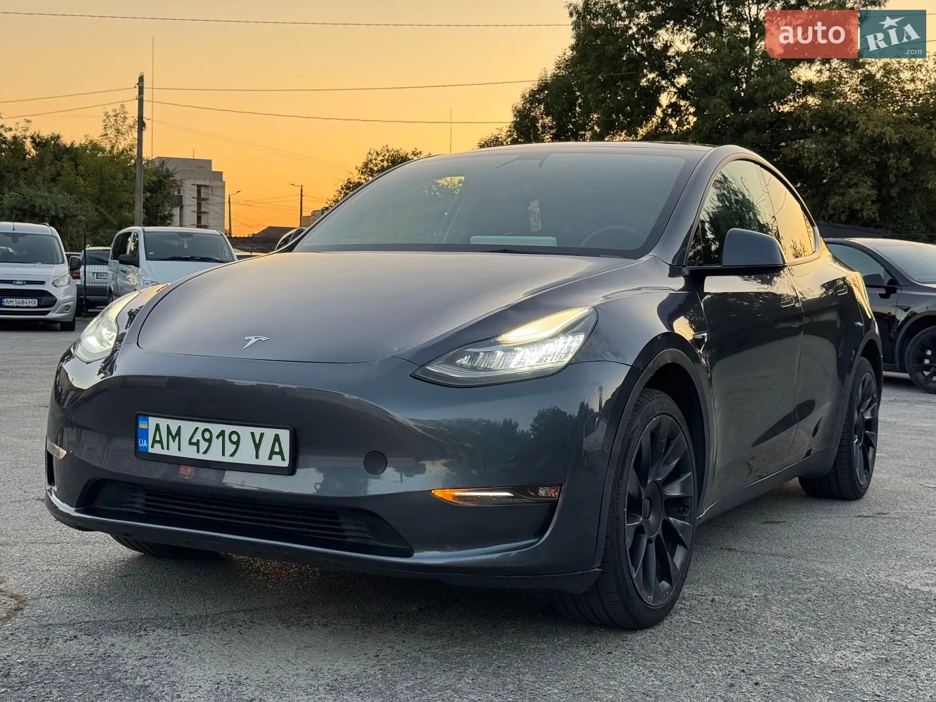 Tesla Model Y, 2022