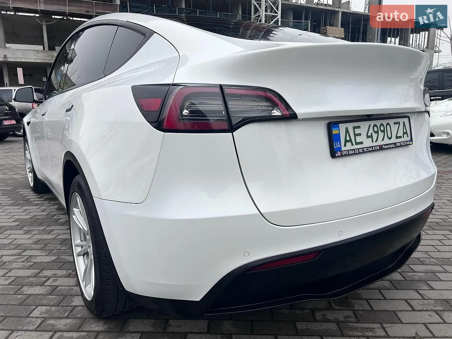 Tesla Model Y, 2021