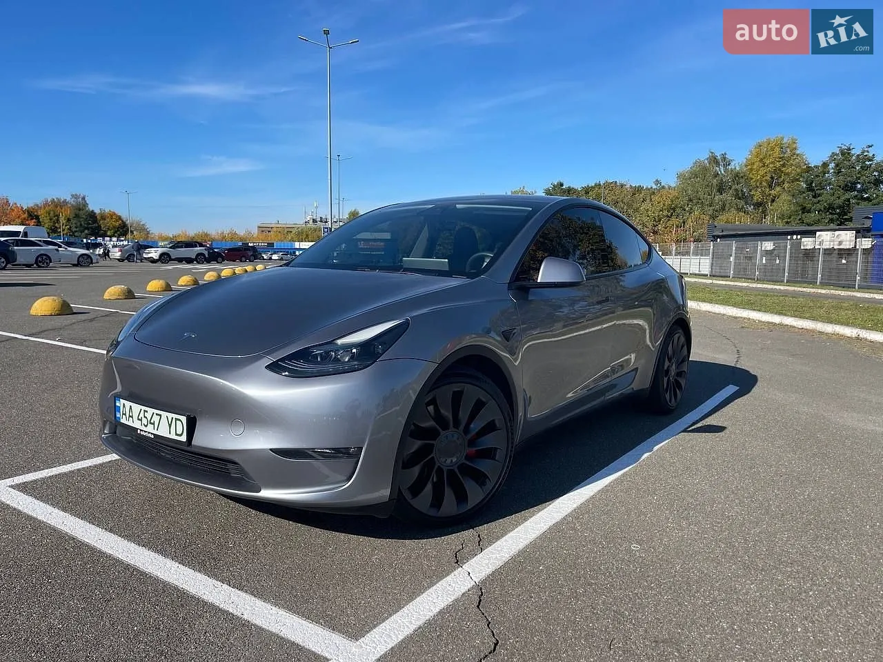 Tesla Model Y, 2023