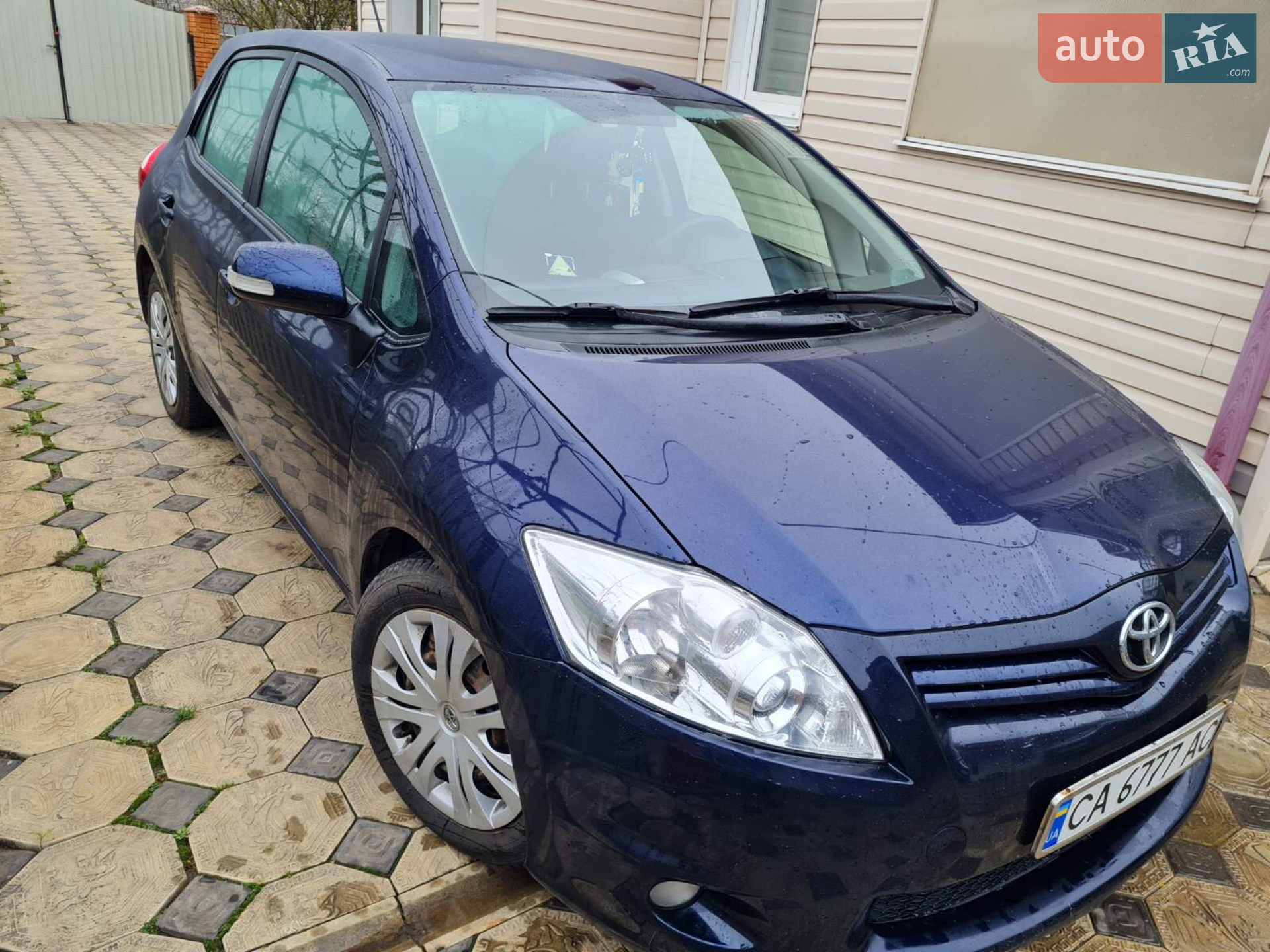 Toyota Auris, 2011