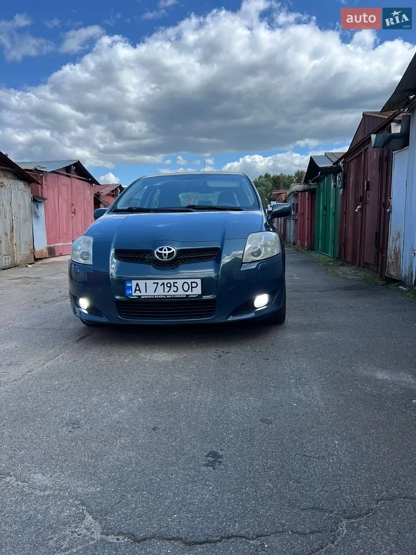 Toyota Auris, 2006
