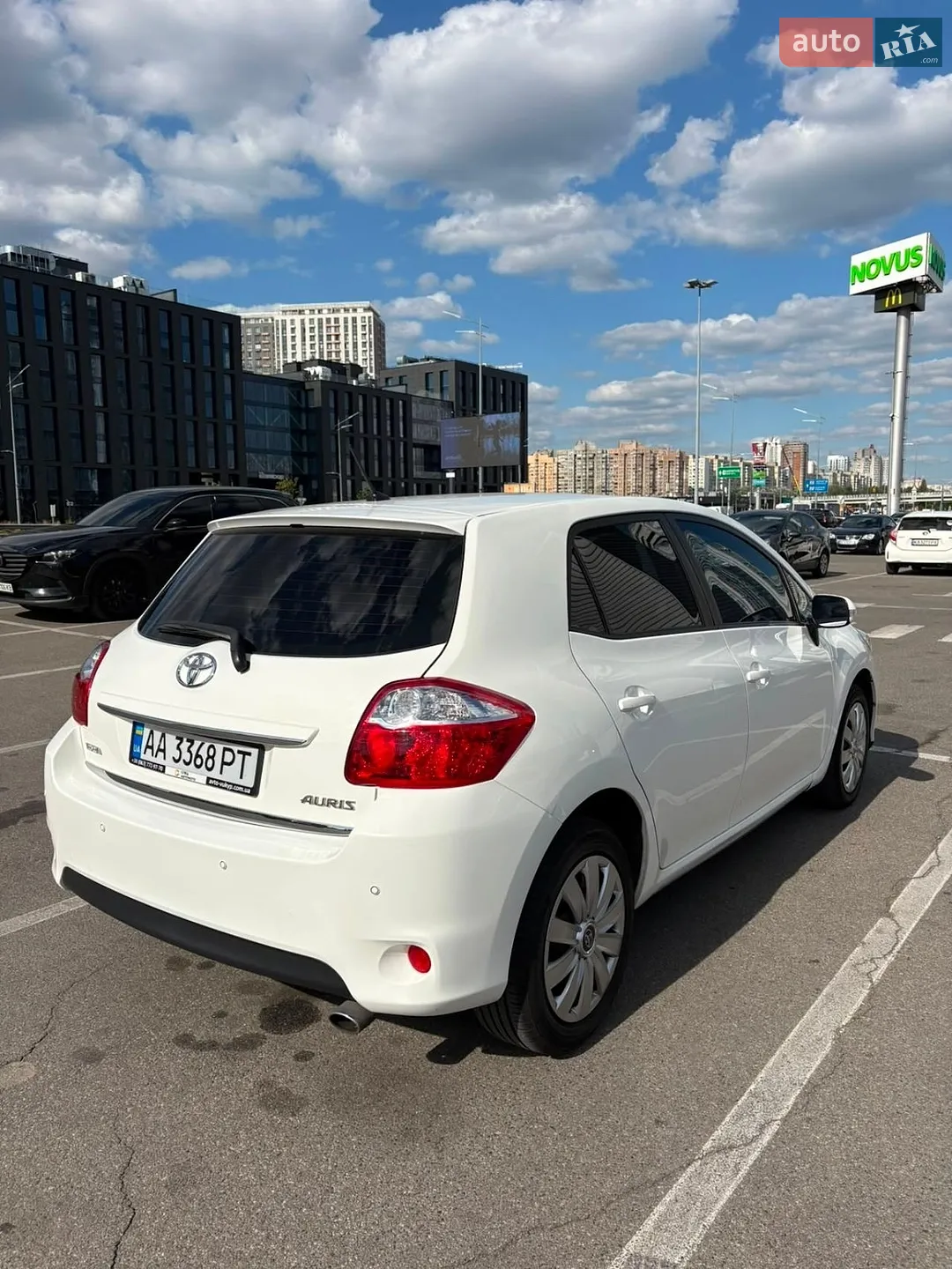 Toyota Auris, 2011