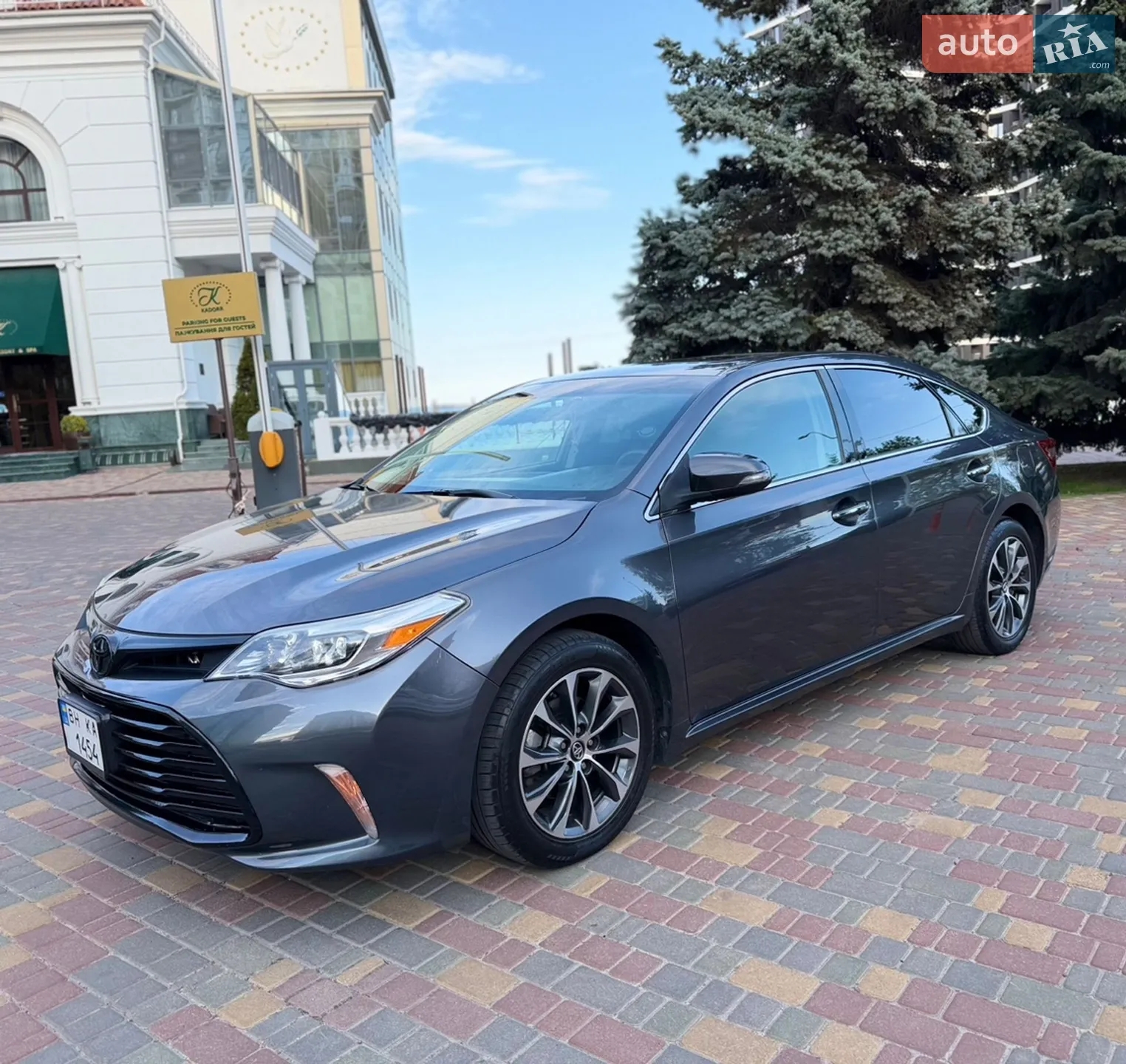 Toyota Avalon, 2016