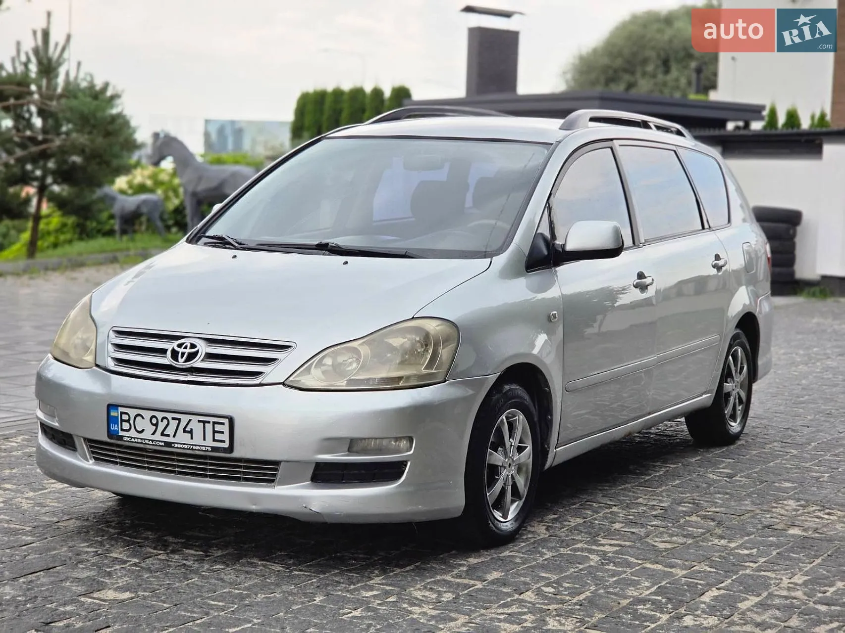 Toyota Avensis Verso, 2005