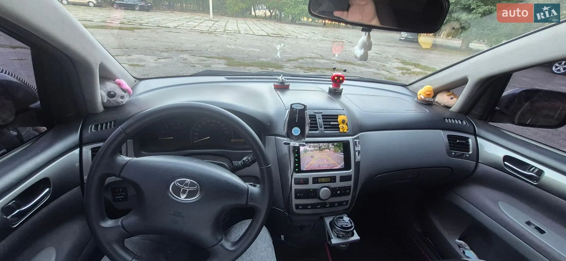 Toyota Avensis Verso, 2003