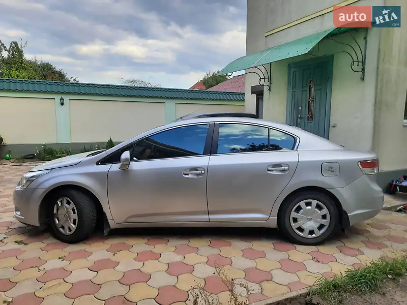 Toyota Avensis, 2008