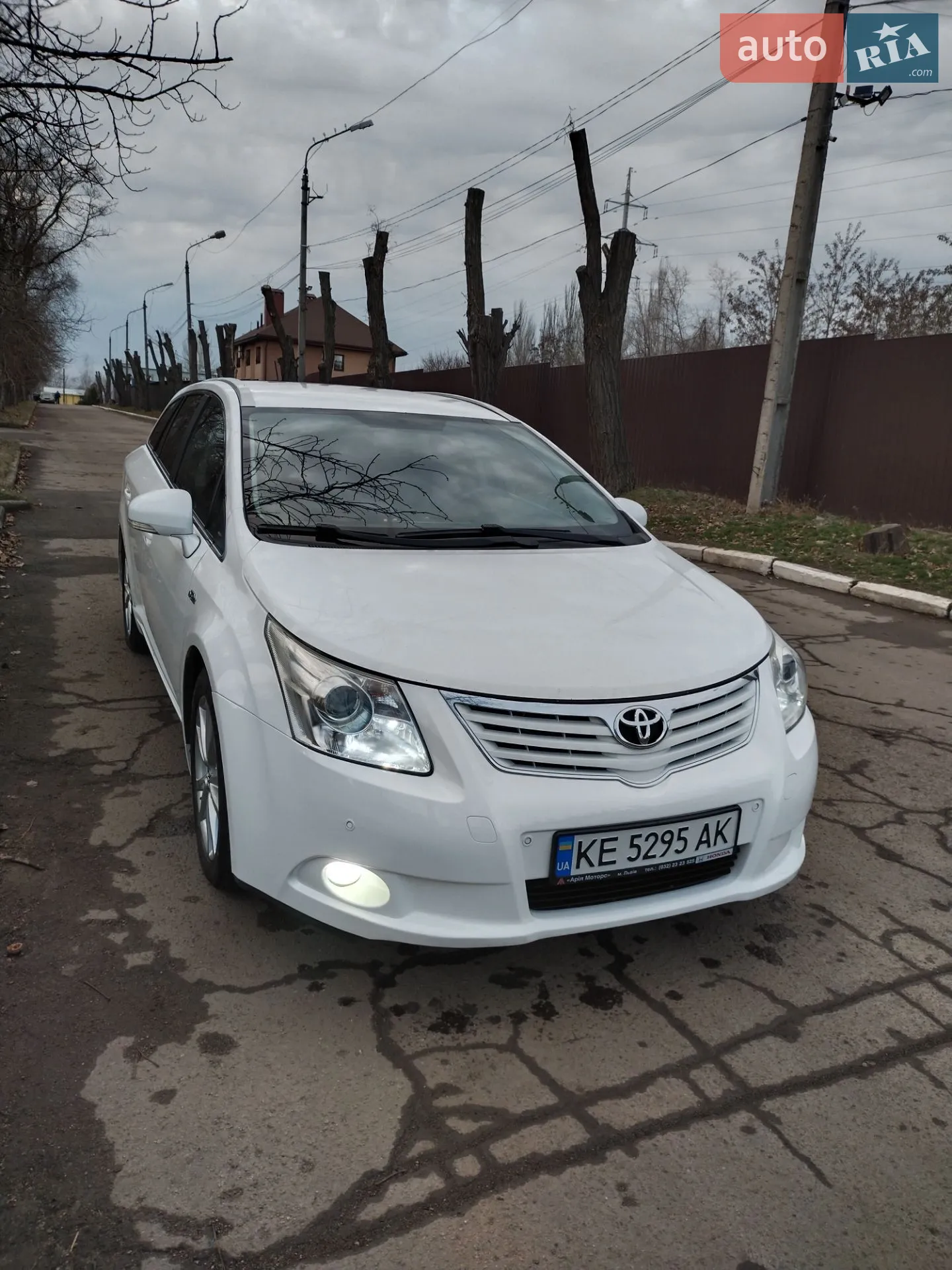 Toyota Avensis, 2011