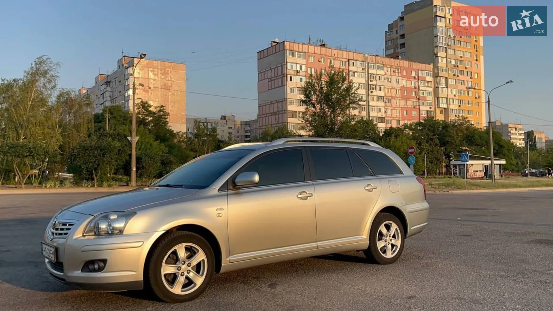 Toyota Avensis, 2004