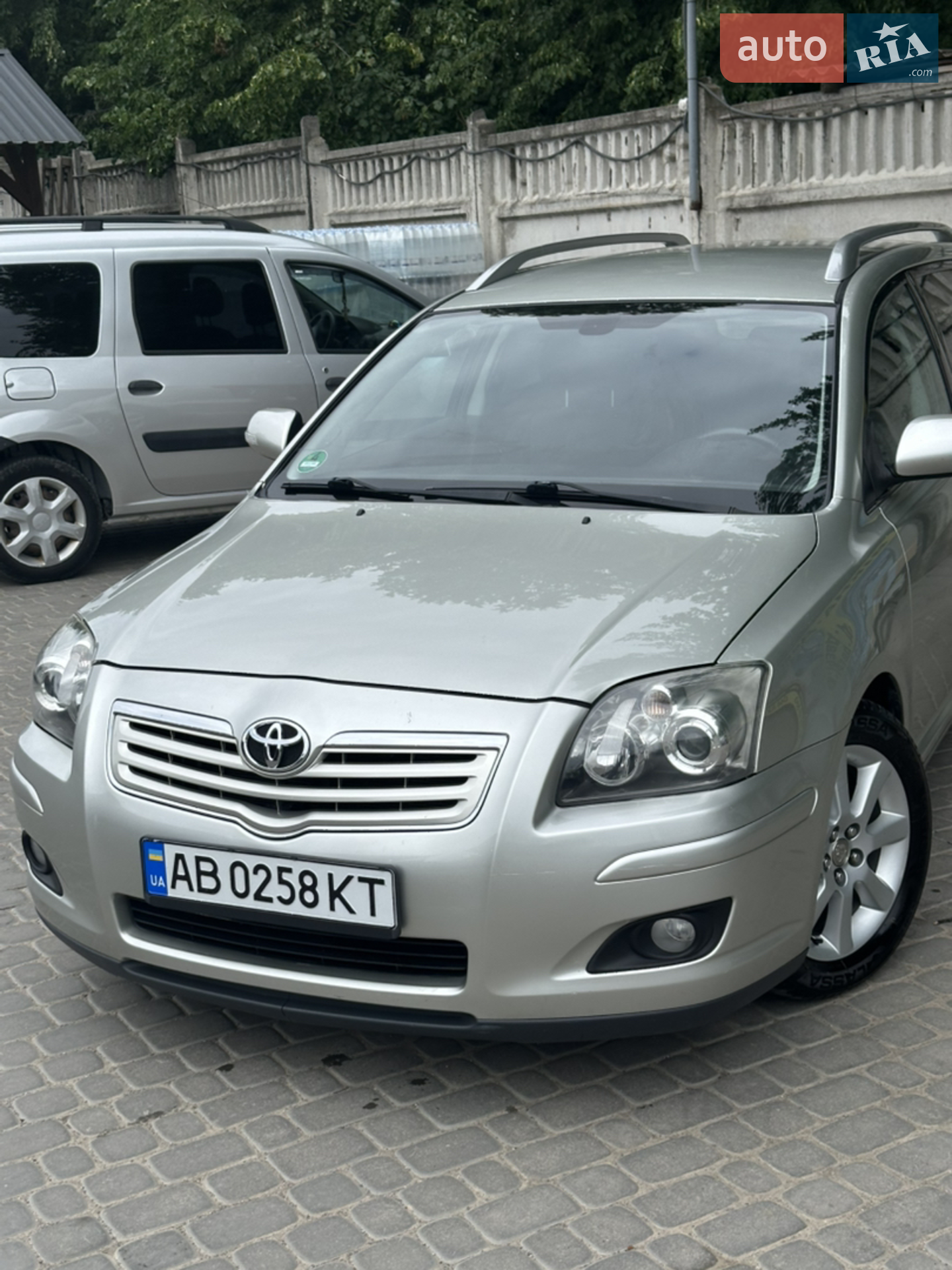 Toyota Avensis, 2006