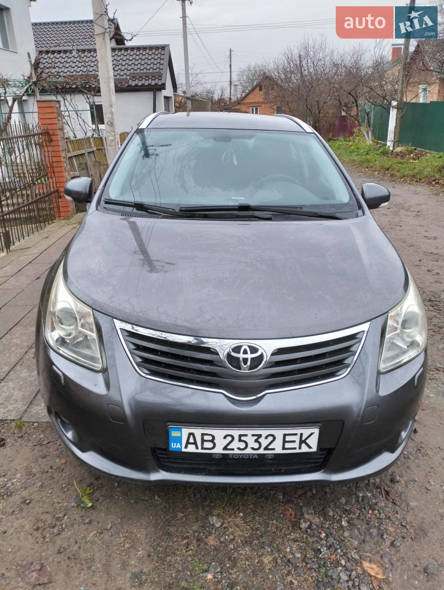 Toyota Avensis, 2010