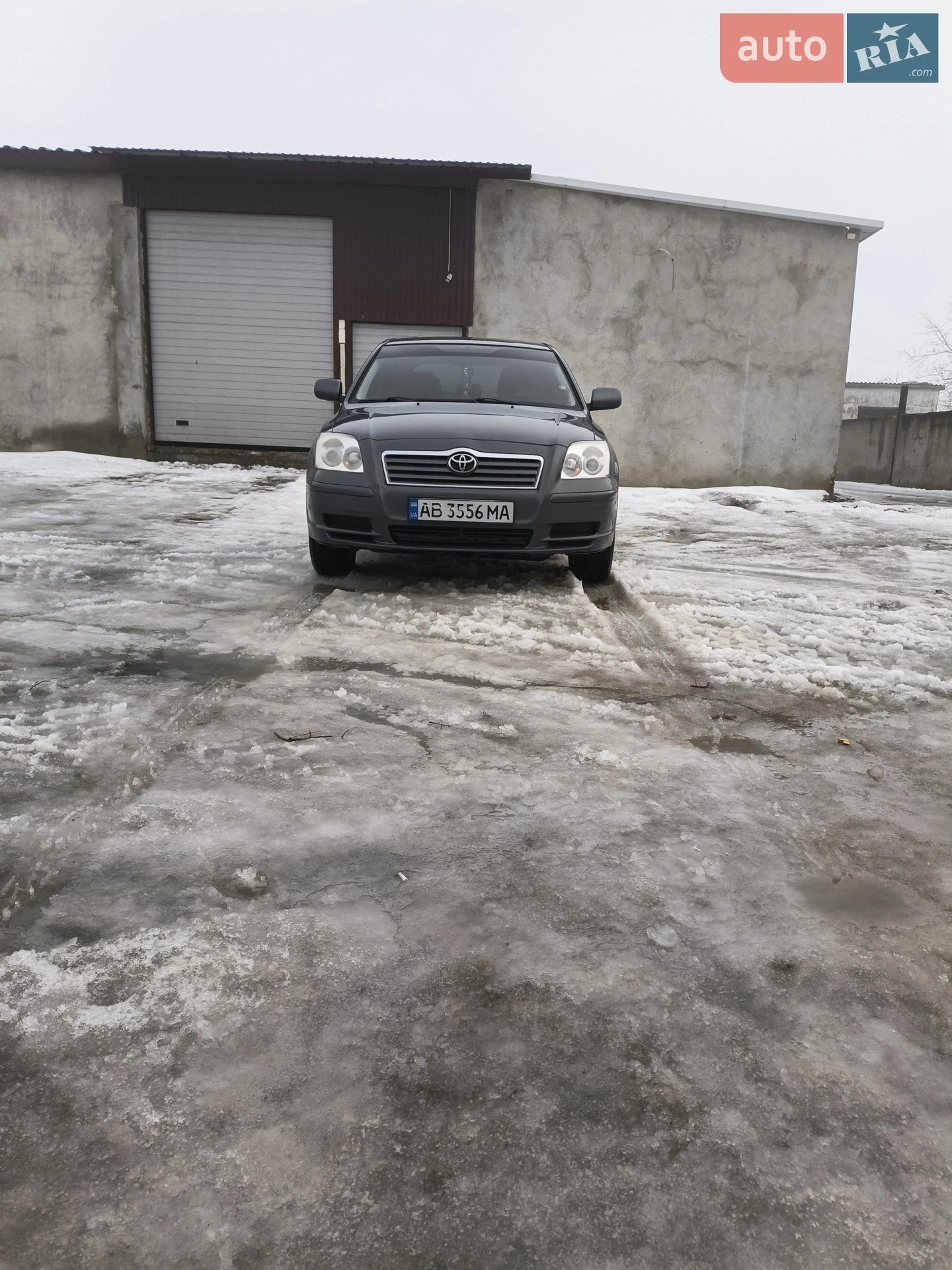Toyota Avensis, 2004
