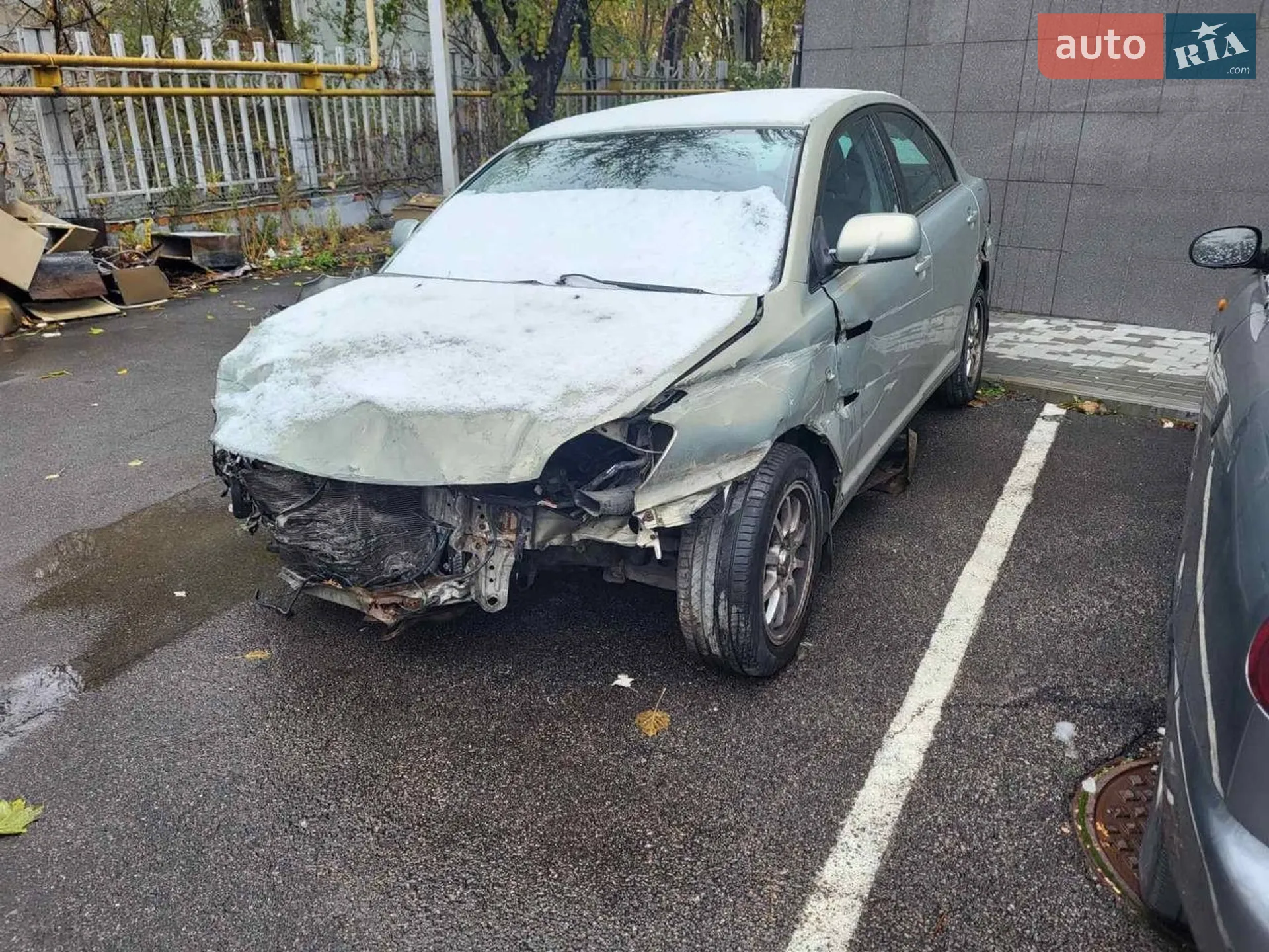 Toyota Avensis, 2005