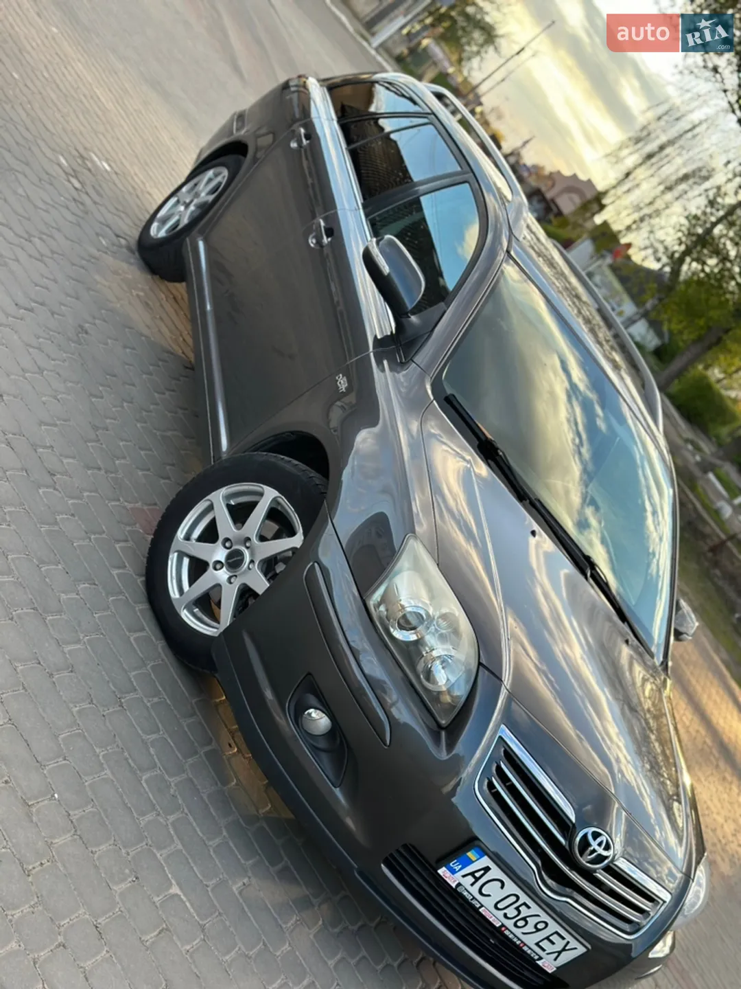 Toyota Avensis, 2006