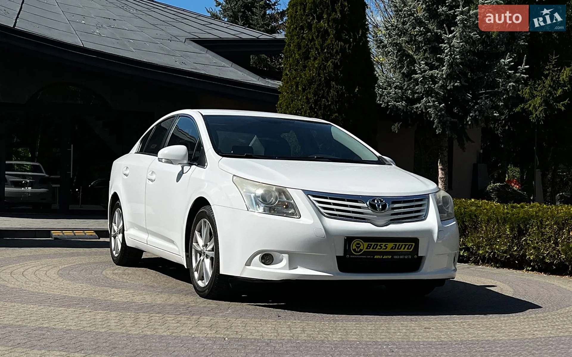 Toyota Avensis, 2010