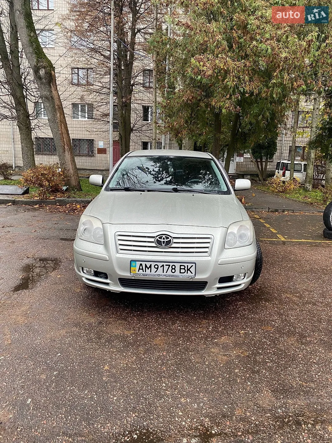 Toyota Avensis, 2003
